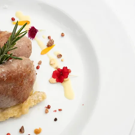 Hospedería Puente De Alconétar 4*