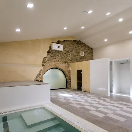 Puente De Alconetar Hotel 4*
