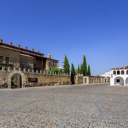 Hotel Hospedería Puente De Alconétar 4*