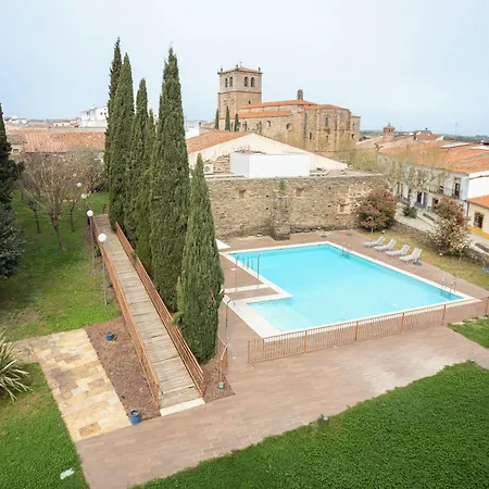 Hotel Hospedería Puente De Alconétar 4*