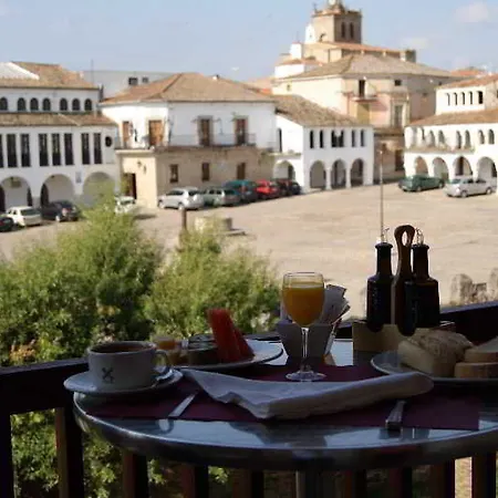 Hotel Puente De Alconetar 4*