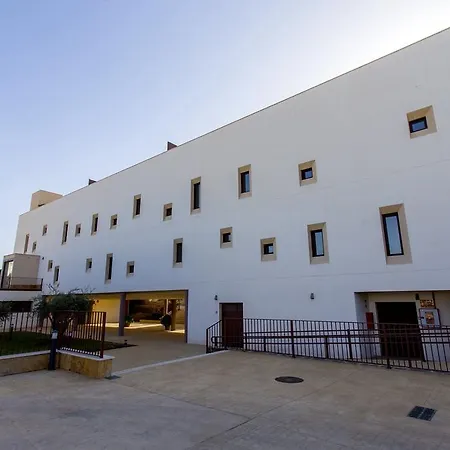 Hospedería Puente De Alconétar