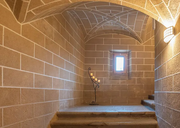 Puente De Alconetar Hotel 4*