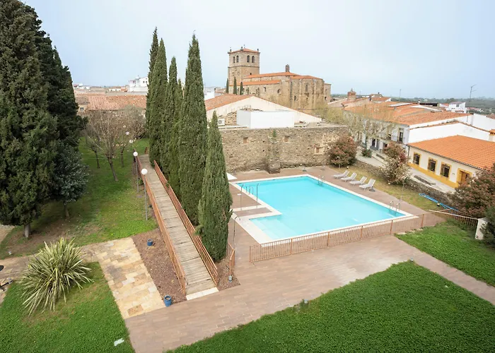 Hotel Puente De Alconetar 4*