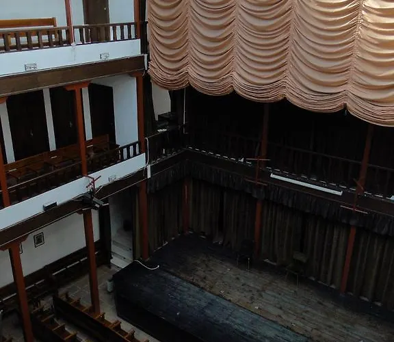 Hotel Puente De Alconetar